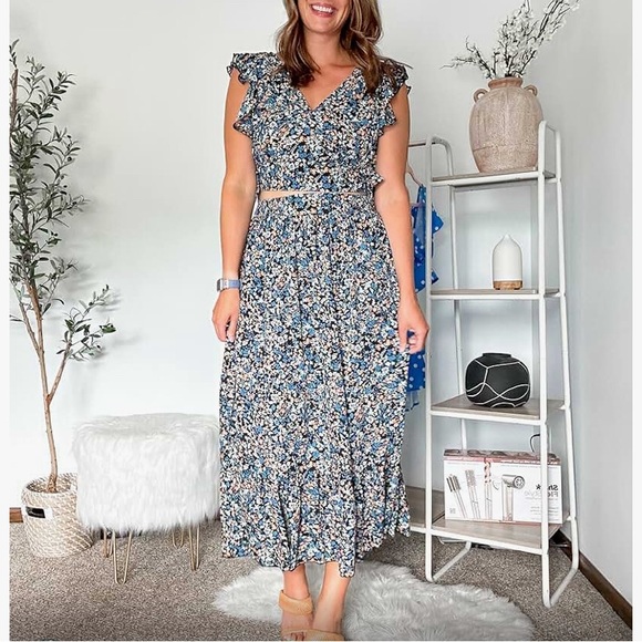 NWOT Deep V Neck 2 Piece Ruffle Cap Sleeve Chiffon Flowy Maxi Set - XSmall - Picture 1 of 6